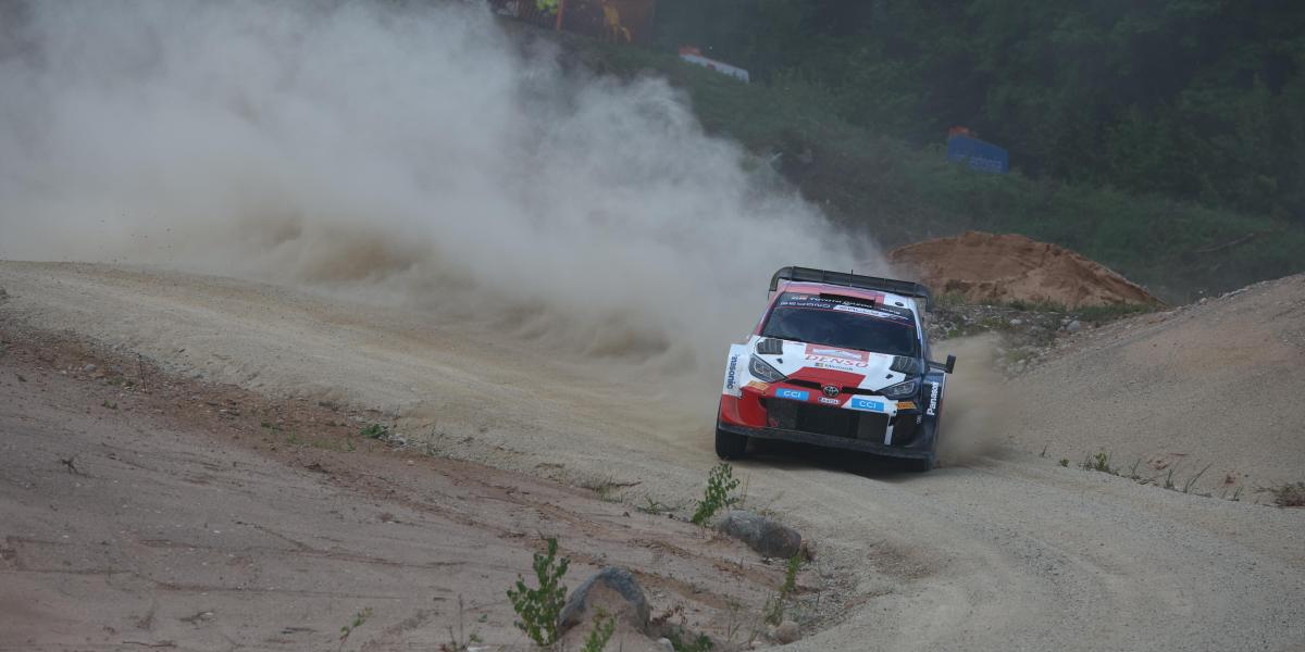 Kalle Rovanpera, primer líder del Acrópolis con Dani Sordo en la 4ª plaza