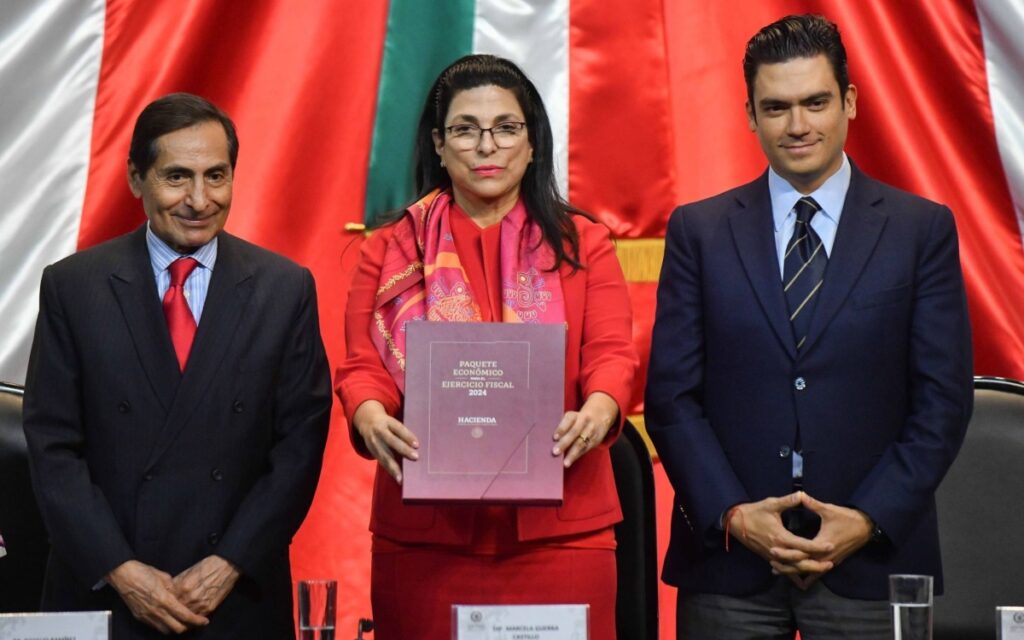 LACEN expone pormenores del Paquete Económico 2024