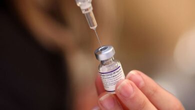 La FDA podría aprobar nuevos refuerzos de vacunas contra el COVID-19