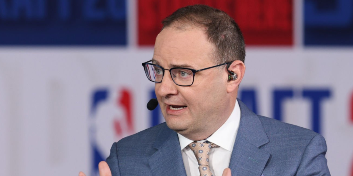 La otra estrella de la NBA: esta es la increíble fortuna de Adrian Wojnarowski