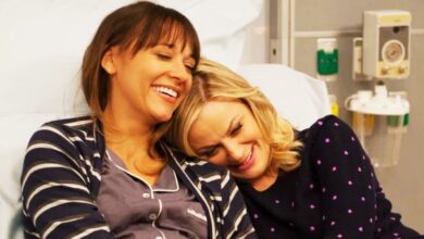 Las mejores amigas de Parks & Rec, Leslie y Ann Stars, se reúnen en un divertido TikTok 8 años después de que terminó el programa