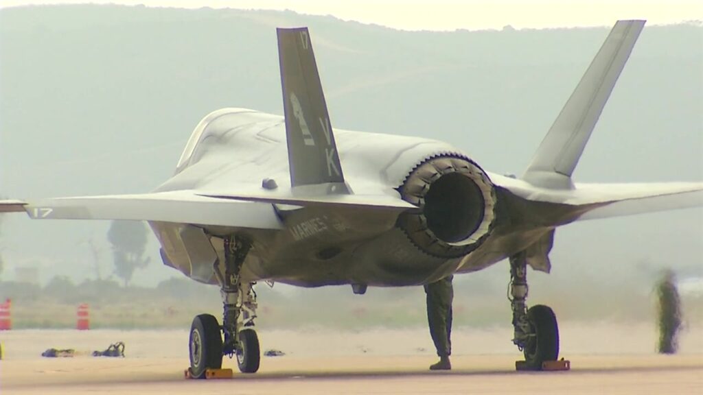 Llamada al 911 revela detalles de incidente del F-35