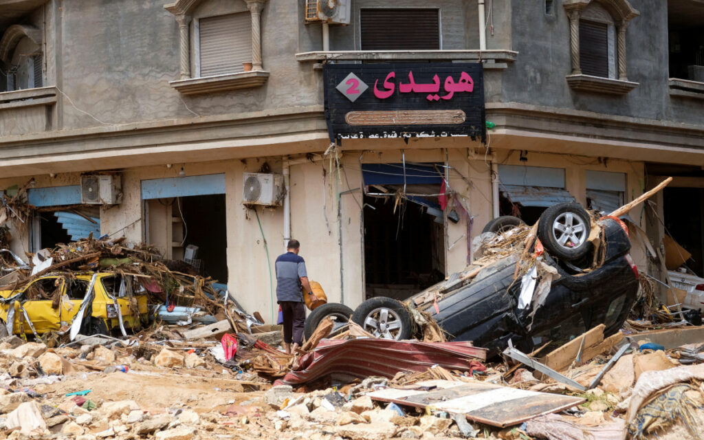 Muertos por inundaciones en Libia podrían alcanzar entre 18 y 20 mil: alcalde