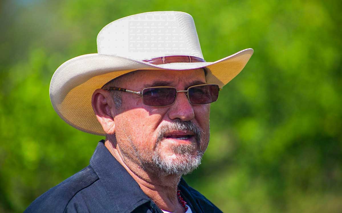 Ofrece Fiscalía de Michoacán recompensa por asesinos de Hipólito Mora