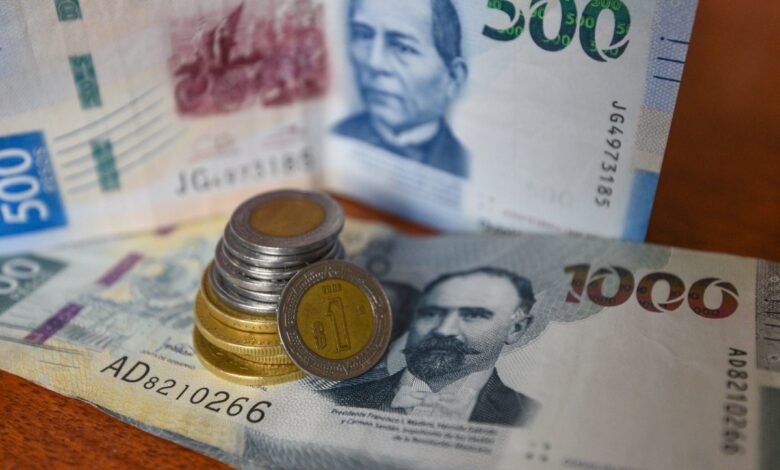 Peso mexicano podría seguir fortalecido en próximos meses: analistas