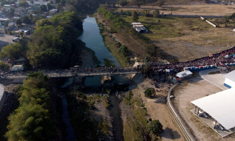 República Dominicana cierra su frontera con Haití por disputa sobre el río Masacre