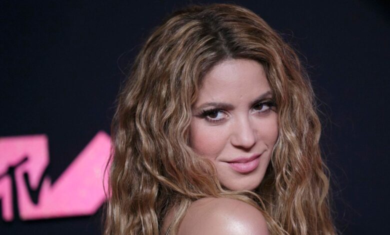 Shakira dedica a los hispanos el histórico reconocimiento a su carrera de los MTV VMA