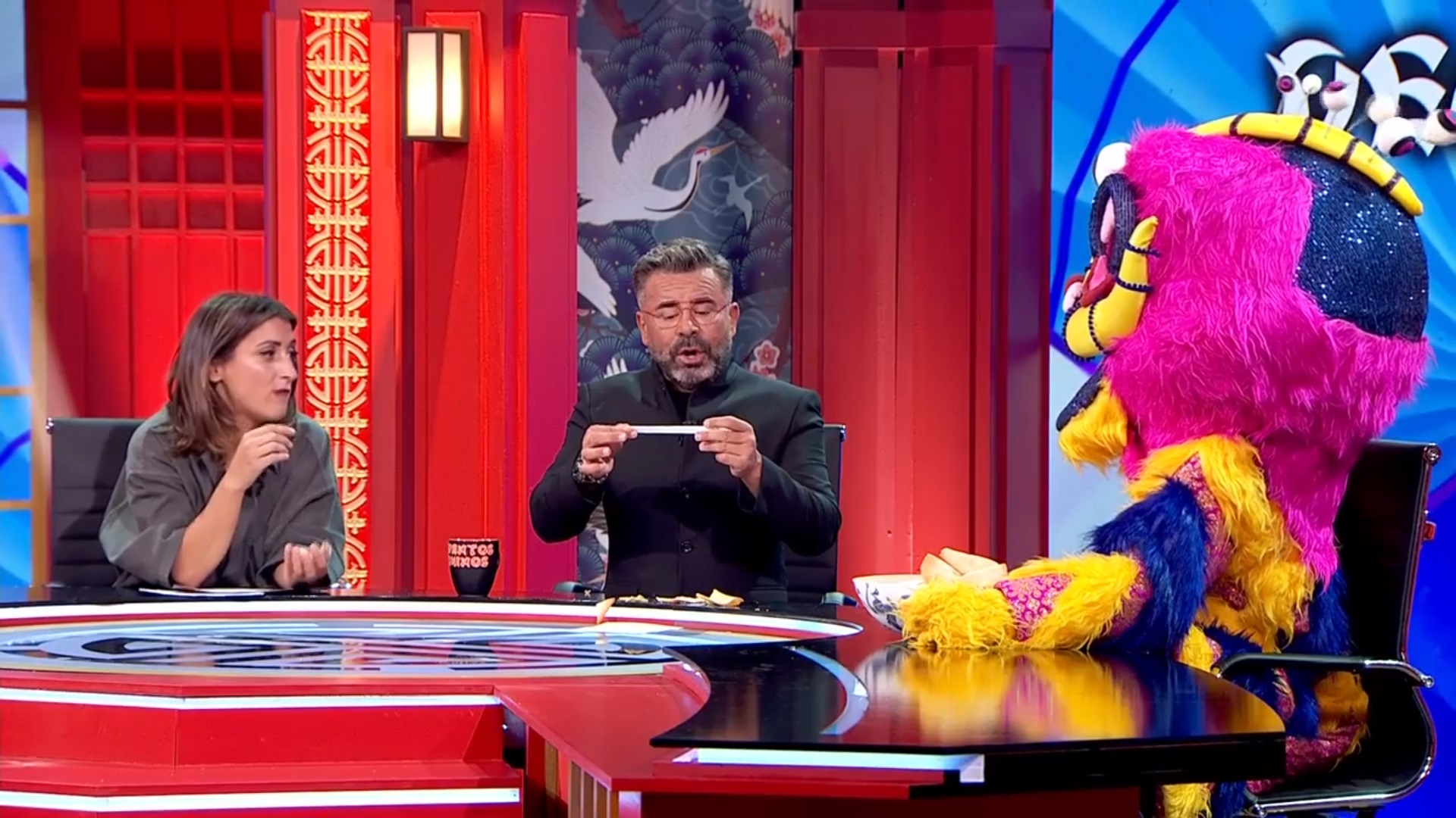 Jorge Javier Vázquez y Susi Caramelo en 'Cuentos Chinos' / Telecinco