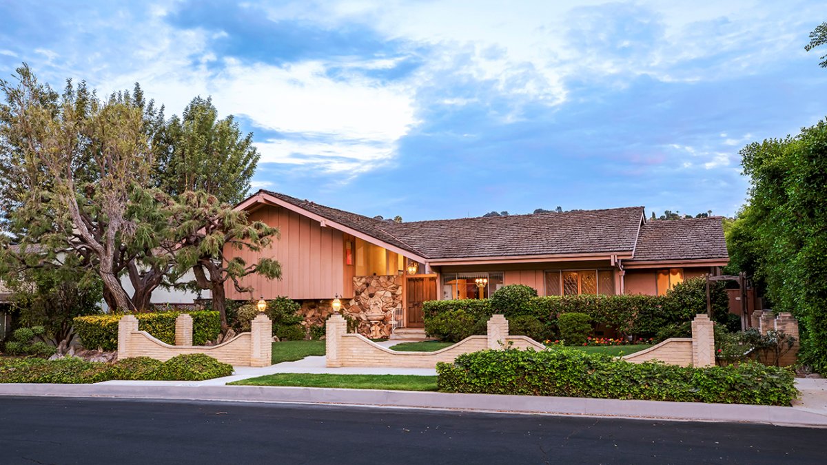 Venden casa de “The Brady Bunch” en Studio City por $3.2 millones tras renovación de HGTV