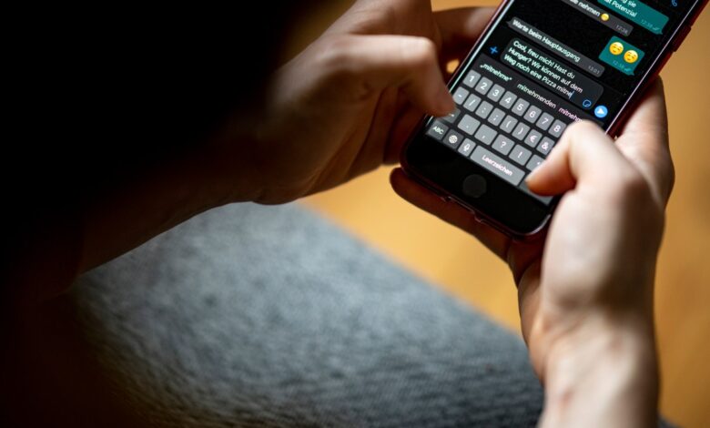 WhatsApp ha comenzado a trabajar a regañadientes en mensajería multiplataforma debido a la regulación de la UE