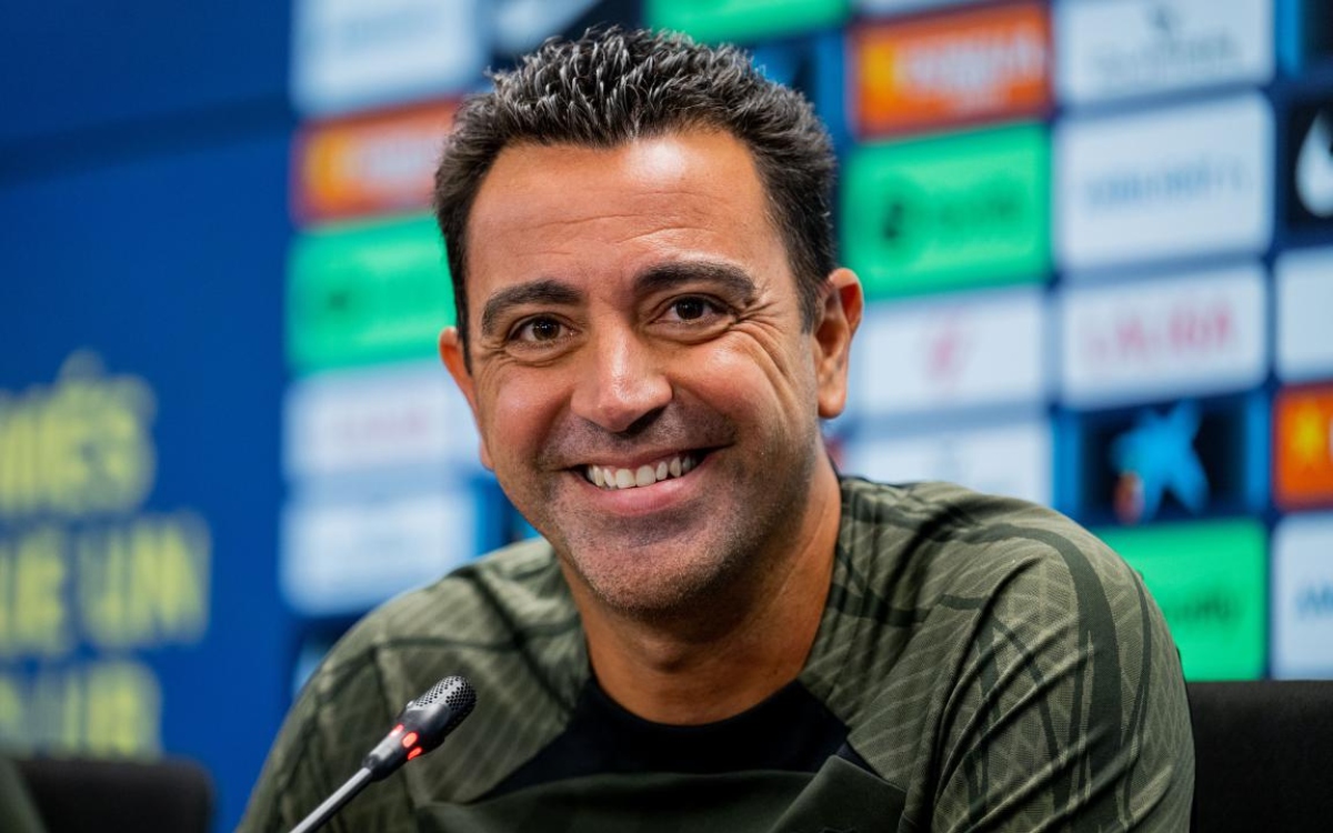 Xavi Hernández extiende su contrato con el Barcelona hasta 2025