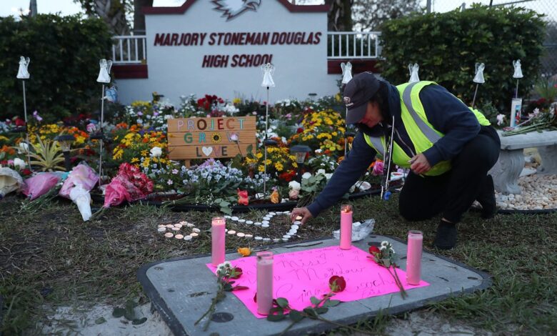 cuándo demolerán edificio de la masacre escolar de Parkland