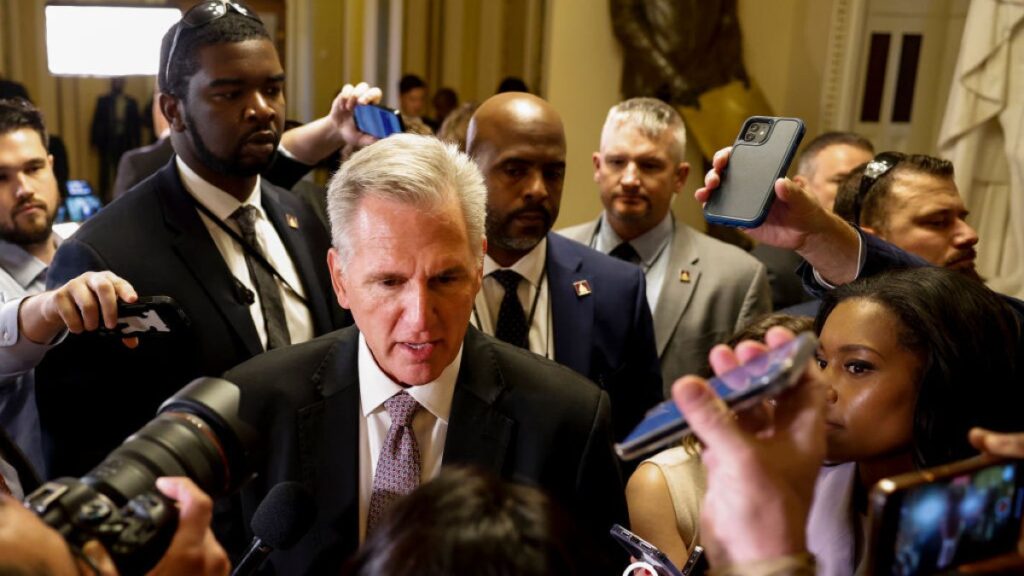 debaten proyecto en el Congreso para evitar el cierre del gobierno