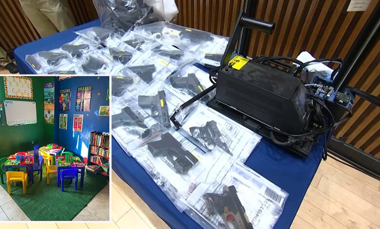 encuentran fábrica de armas fantasma en una guardería