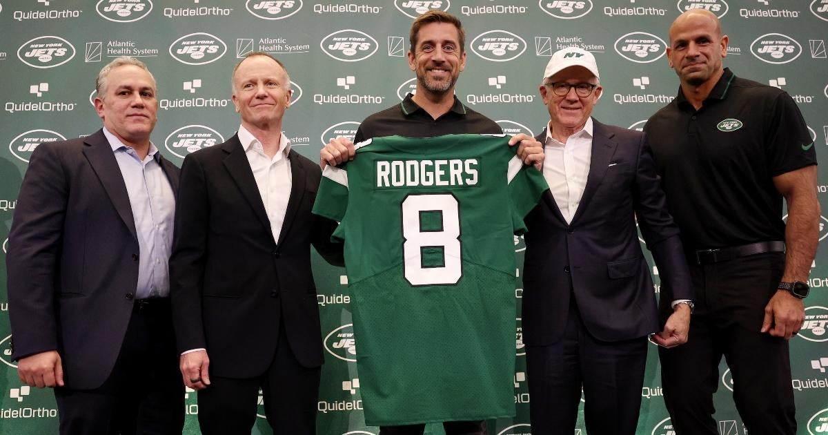 ¿Aaron Rodgers se jubila?  El entrenador de los New York Jets, Robert Saleh, opina
