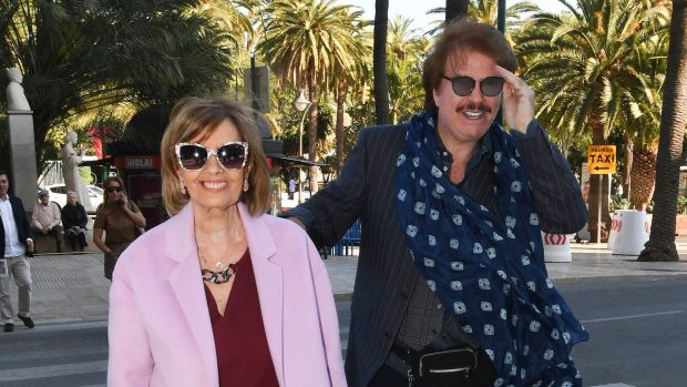 Bigote Arrocet junto a María Teresa Campos / Gtres