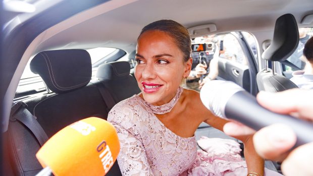 Mónica Hoyos en la boda de Isa y Asraf / Gtres