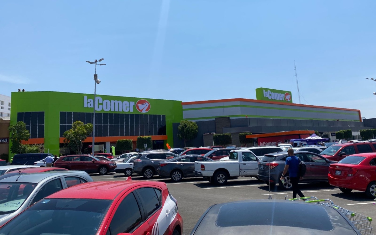 Balacera en Galerías Las Ánimas, Puebla, deja un muerto y un herido