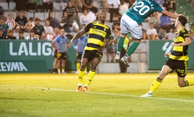 El Racing de Ferrol desarma al líder
