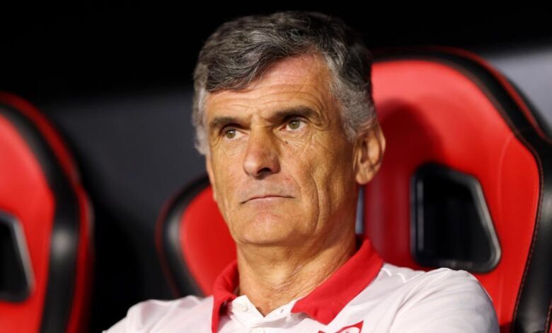 El Sevilla se reúne para decidir el futuro de Mendilibar