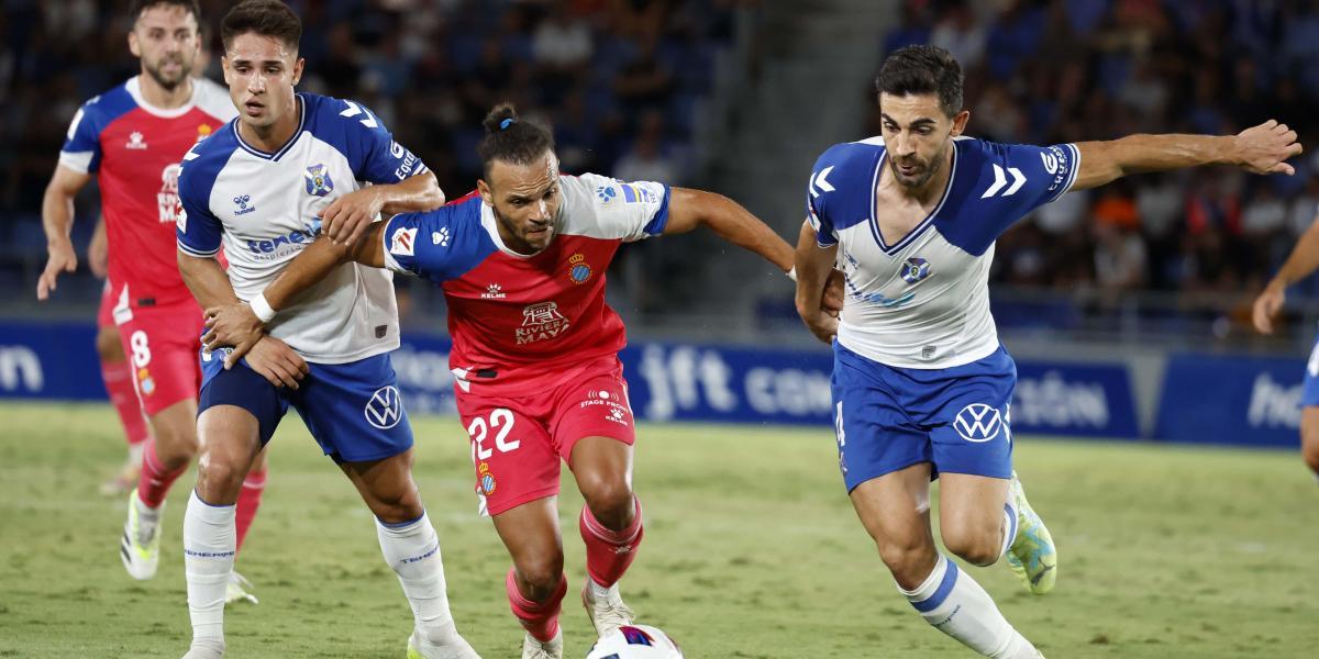 El Tenerife castiga al Espanyol