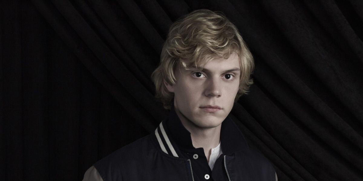 El método de actuación de Evan Peters para la escena de muerte de American Horror Story, coprotagonista aterrorizado