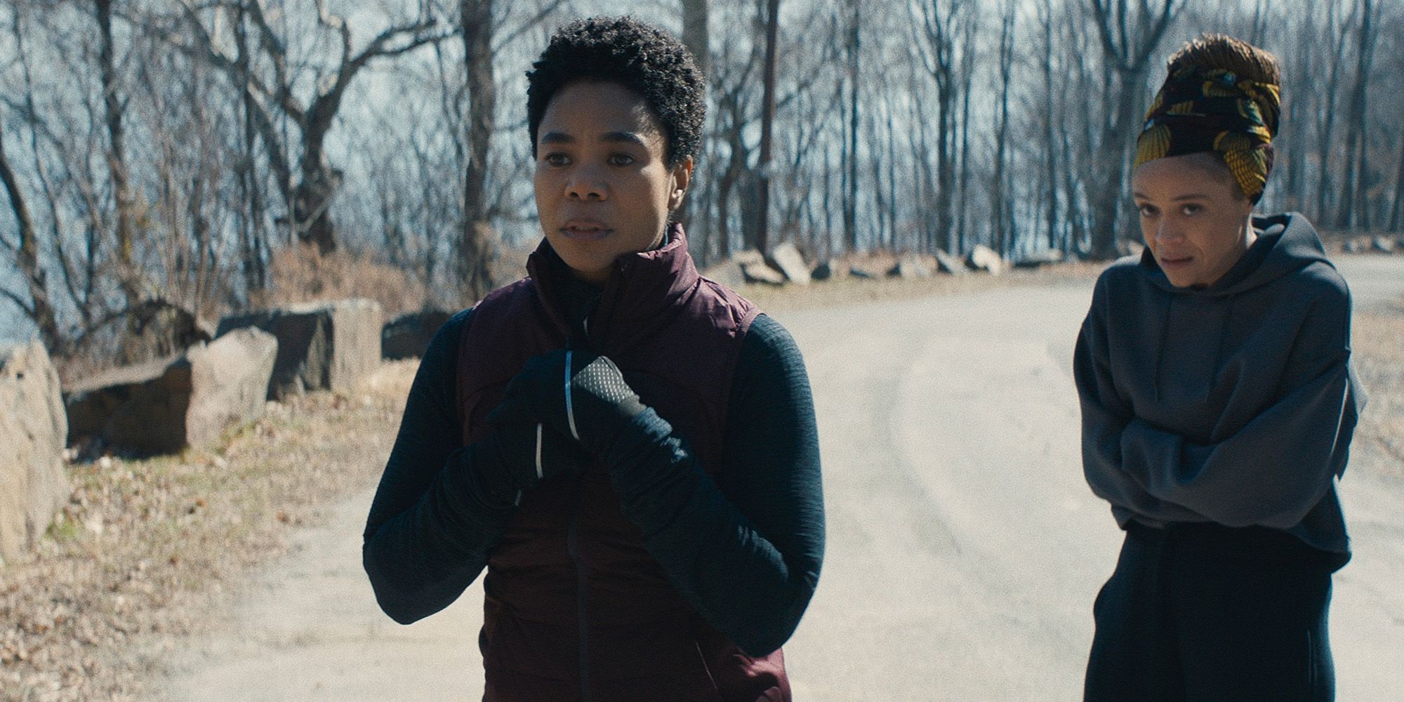 El tráiler principal muestra a Regina Hall luchando contra el racismo y los fantasmas en Elite College