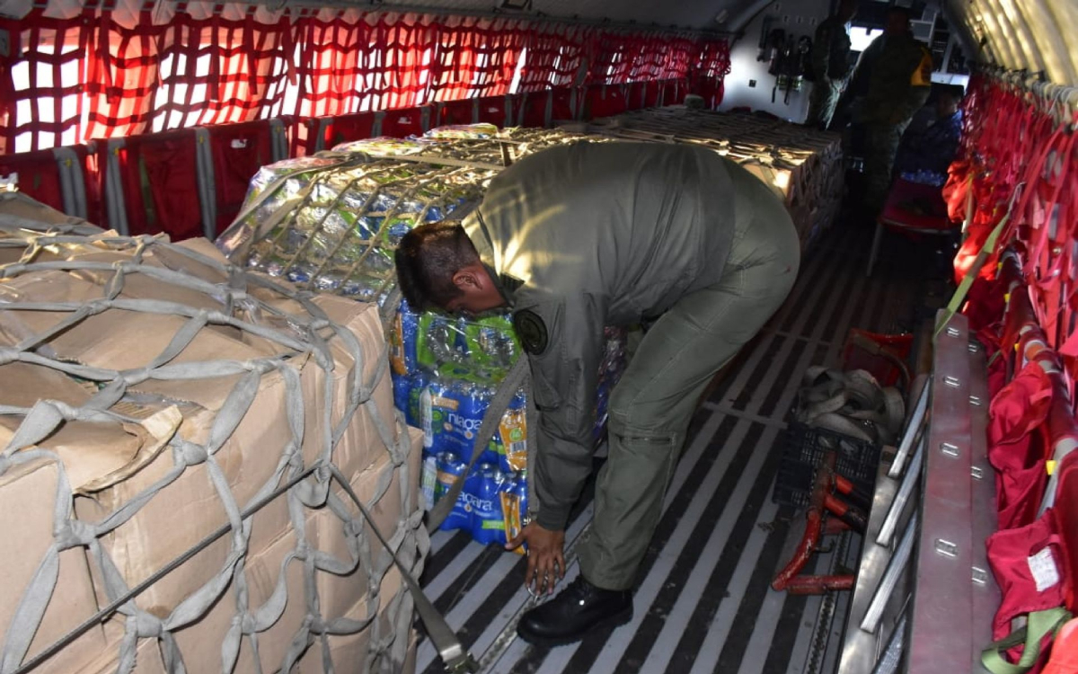 Huracán Otis: Sedena manda 4 toneladas de víveres a Acapulco