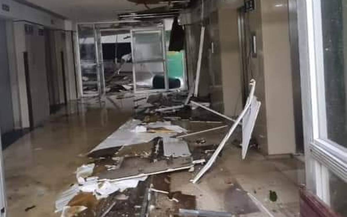 Huracán Otis atemoriza a pacientes en camilla en Guerrero