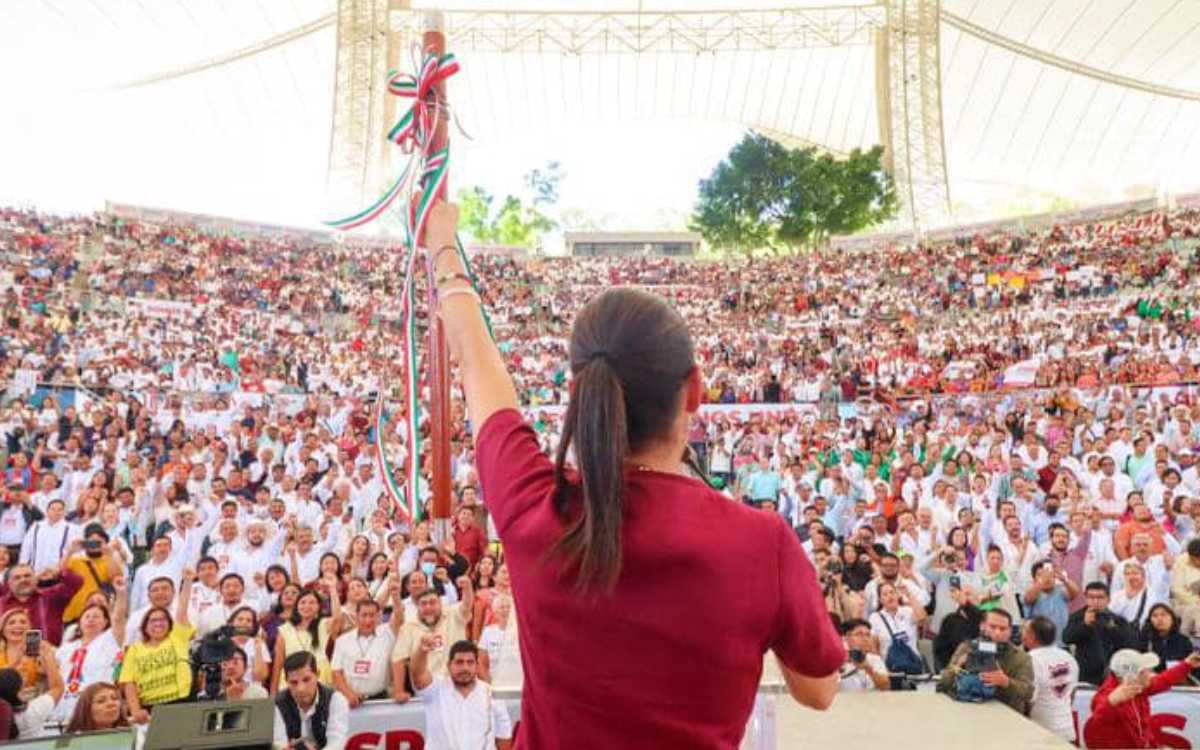 INE ordena a Sheinbaum suspender eventos masivos