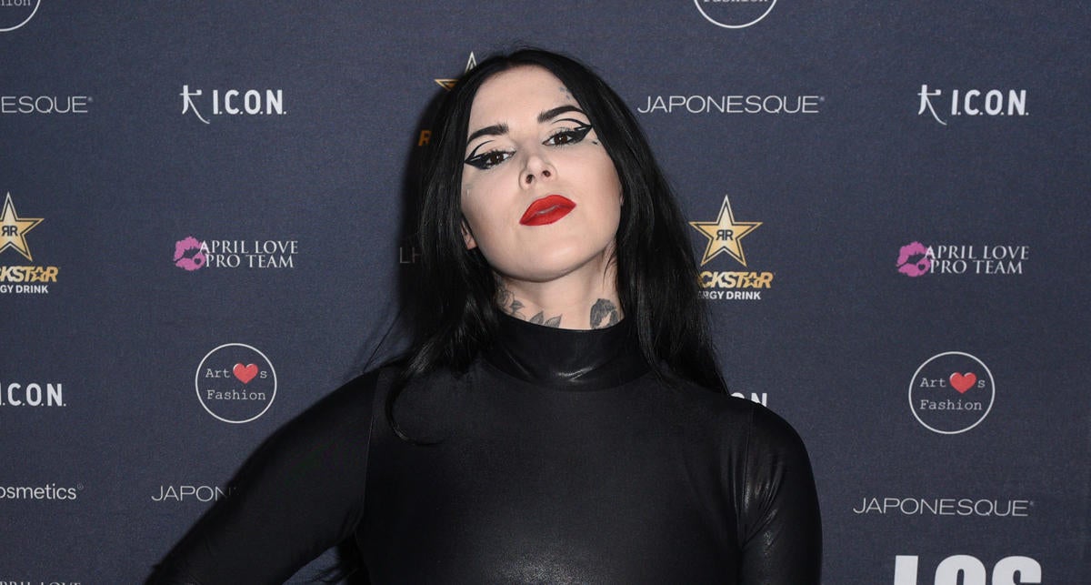 Kat Von D se bautiza después de renunciar a la brujería