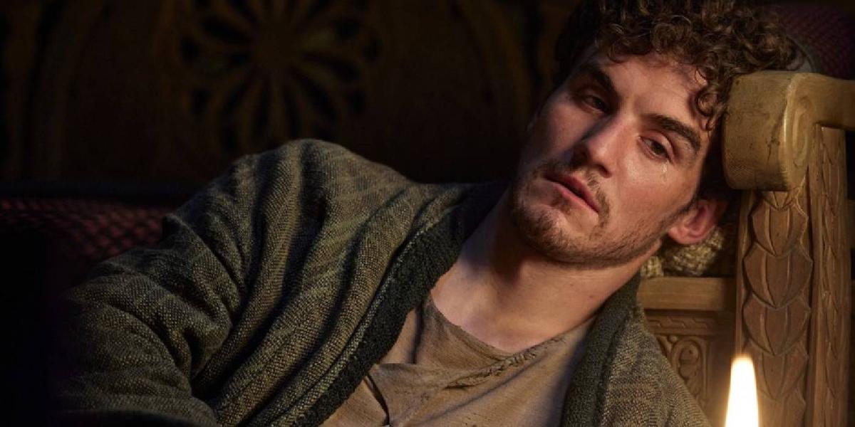 Matt y Perrin finalmente obtienen sus armas de libro, preparando una pelea importante en la temporada 3 de Wheel of Time