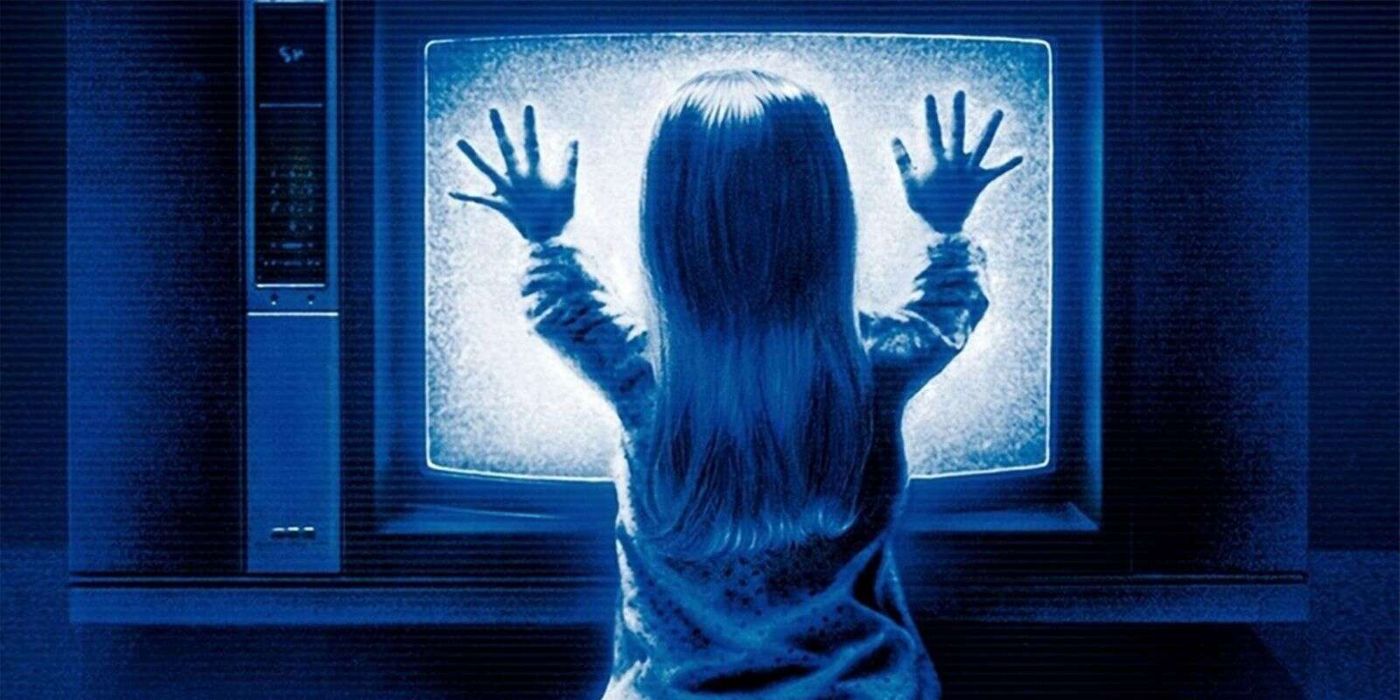 Poltergeist obtiene un póster colorido y espeluznante que resalta la estética de los 80