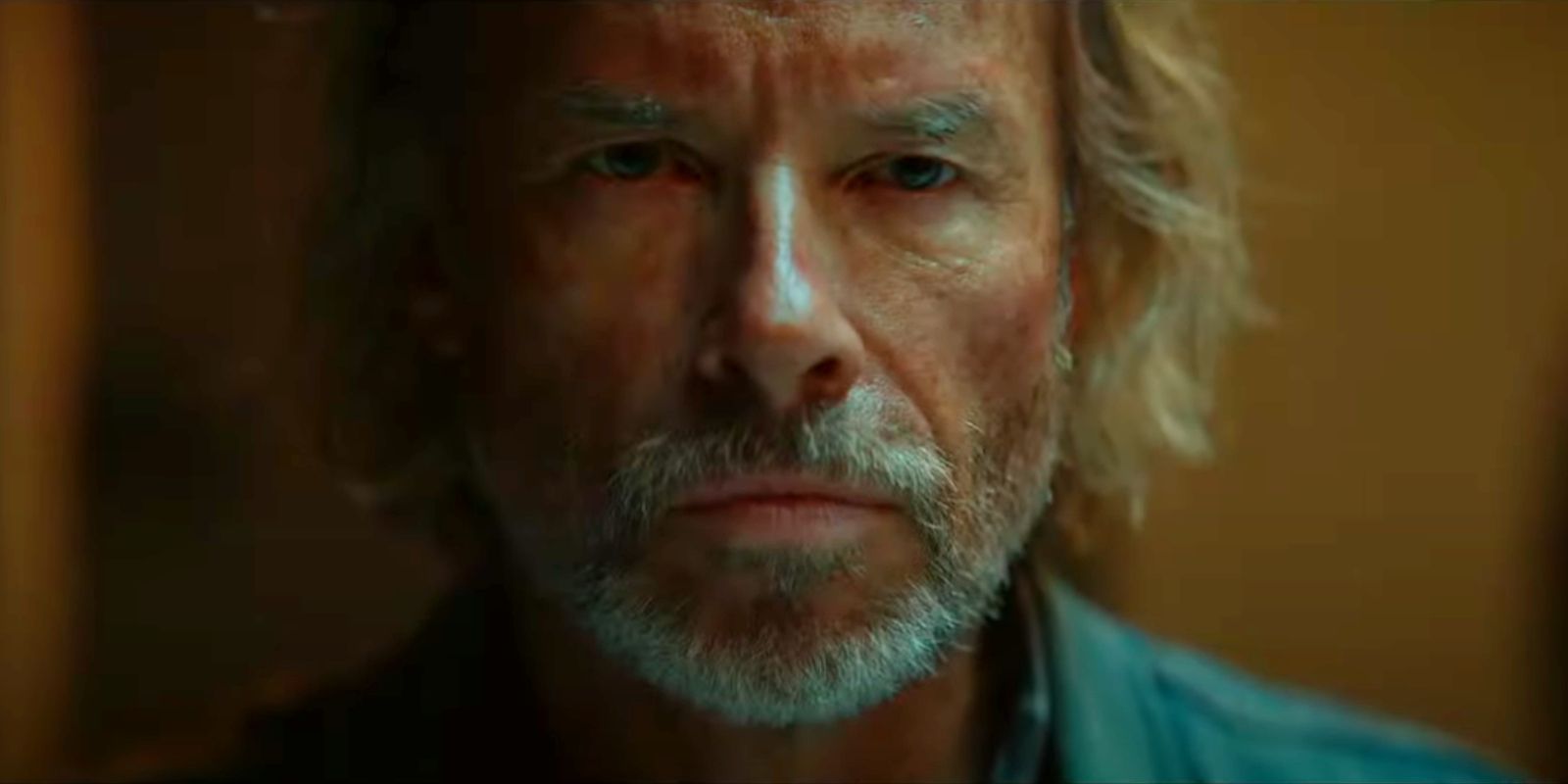Tráiler de La máquina infernal: Guy Pearce huye de su propia creación