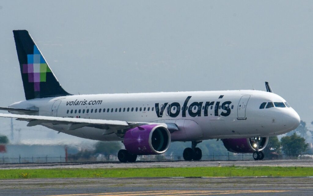 Volaris suspende vuelos desde y hacia Guatemala en medio de protestas