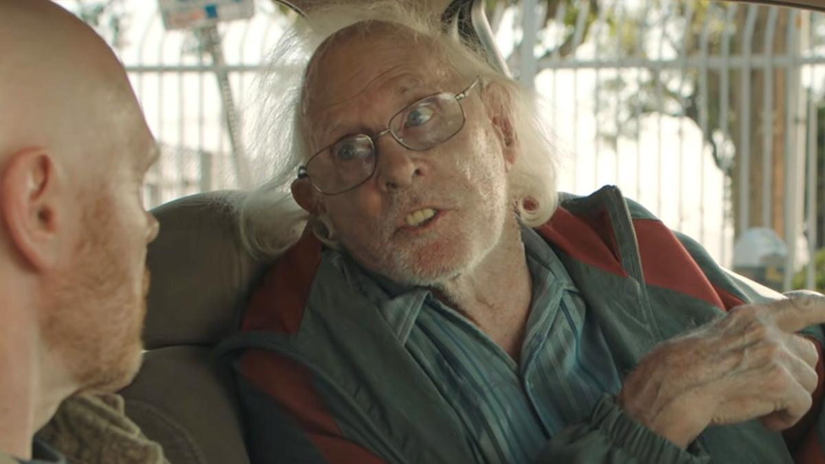 ¿Quién interpreta al conductor de Uber en Old Dads?