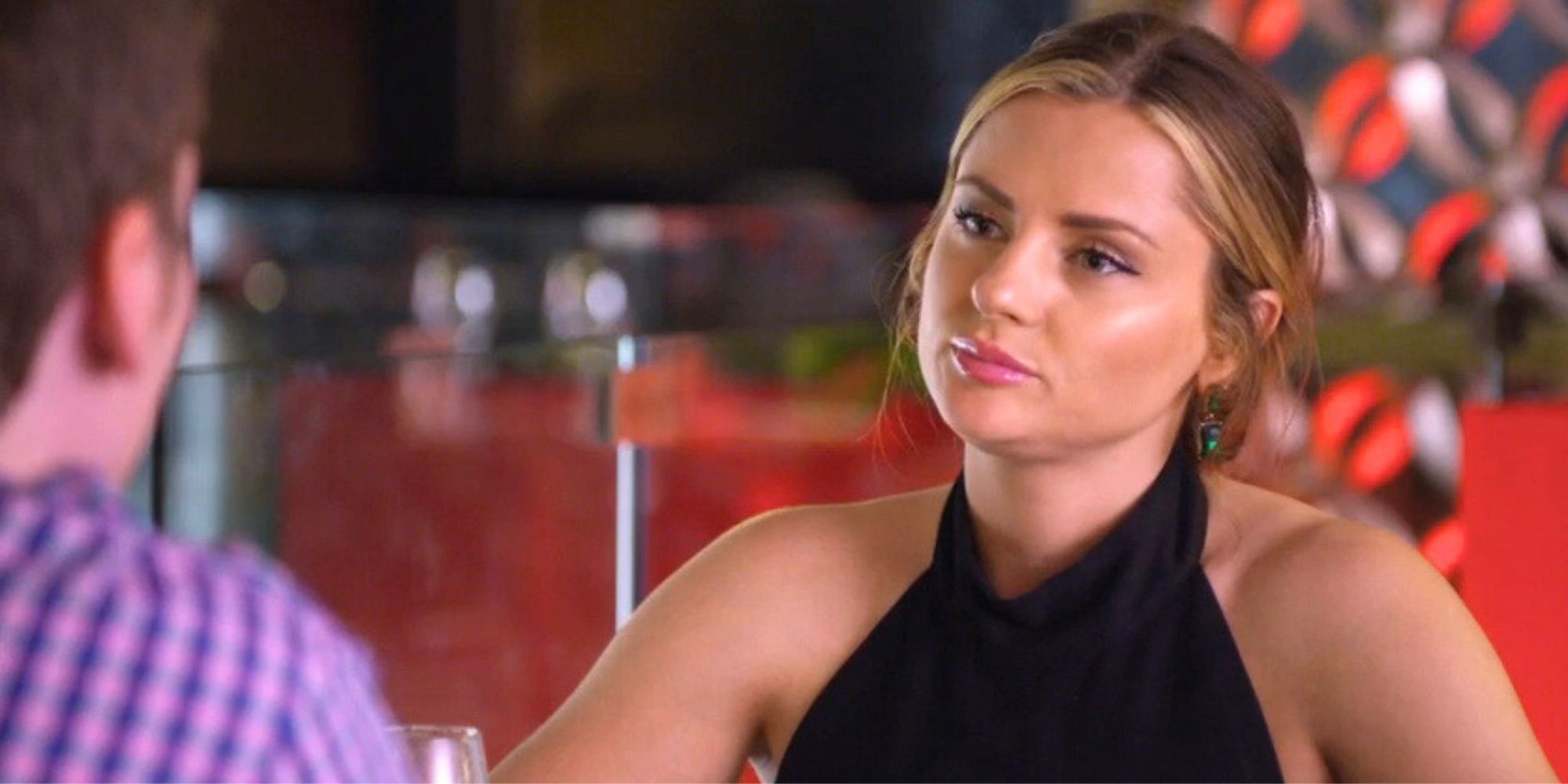 Casado a primera vista Temporada 17: Clare está presionando a Cameron para que haga terapia (ella es autoritaria)