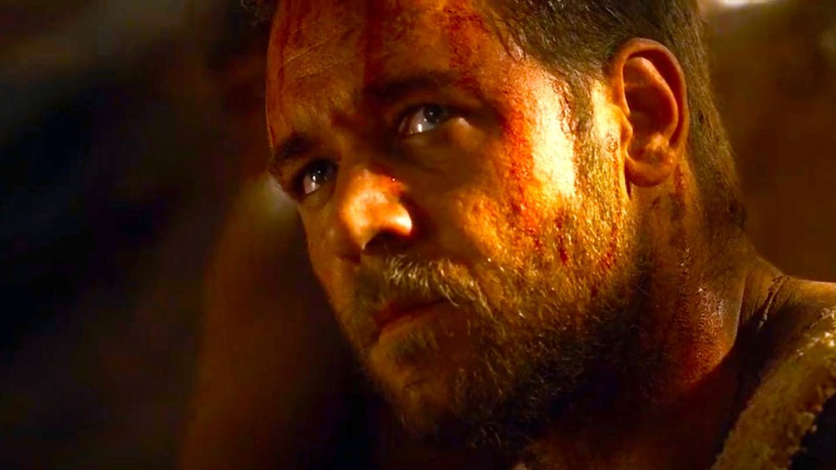"Algunas personas obtienen estatuas de mármol": Russell Crowe reacciona al homenaje a un gladiador hecho con una sustancia sorprendente
