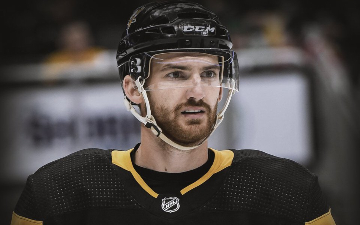 Caso Adam Johnson: Sale bajo fianza sospechoso del homicidio involuntario del jugador de hockey