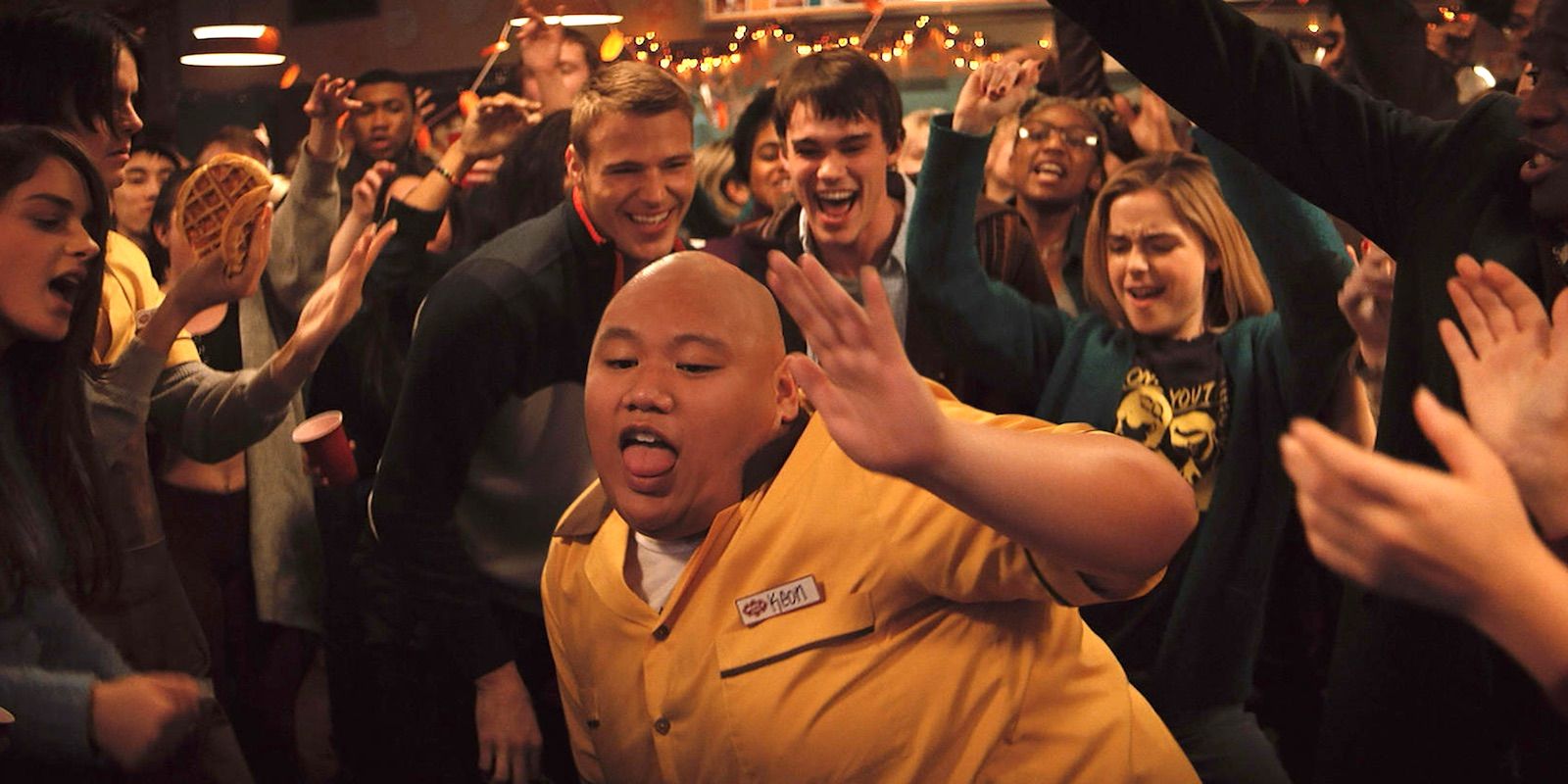 El tráiler de la película Let It Snow muestra la comedia romántica navideña juvenil de Netflix