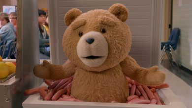 El tráiler del programa de televisión Ted revela las atrevidas primeras aventuras del oso con John