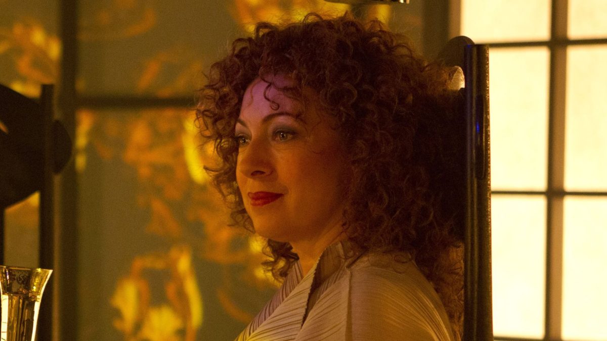 "Ella podría convertirse en cualquier cosa": el actor acompañante de Doctor Who explica cómo recuperar la muerte de River Song