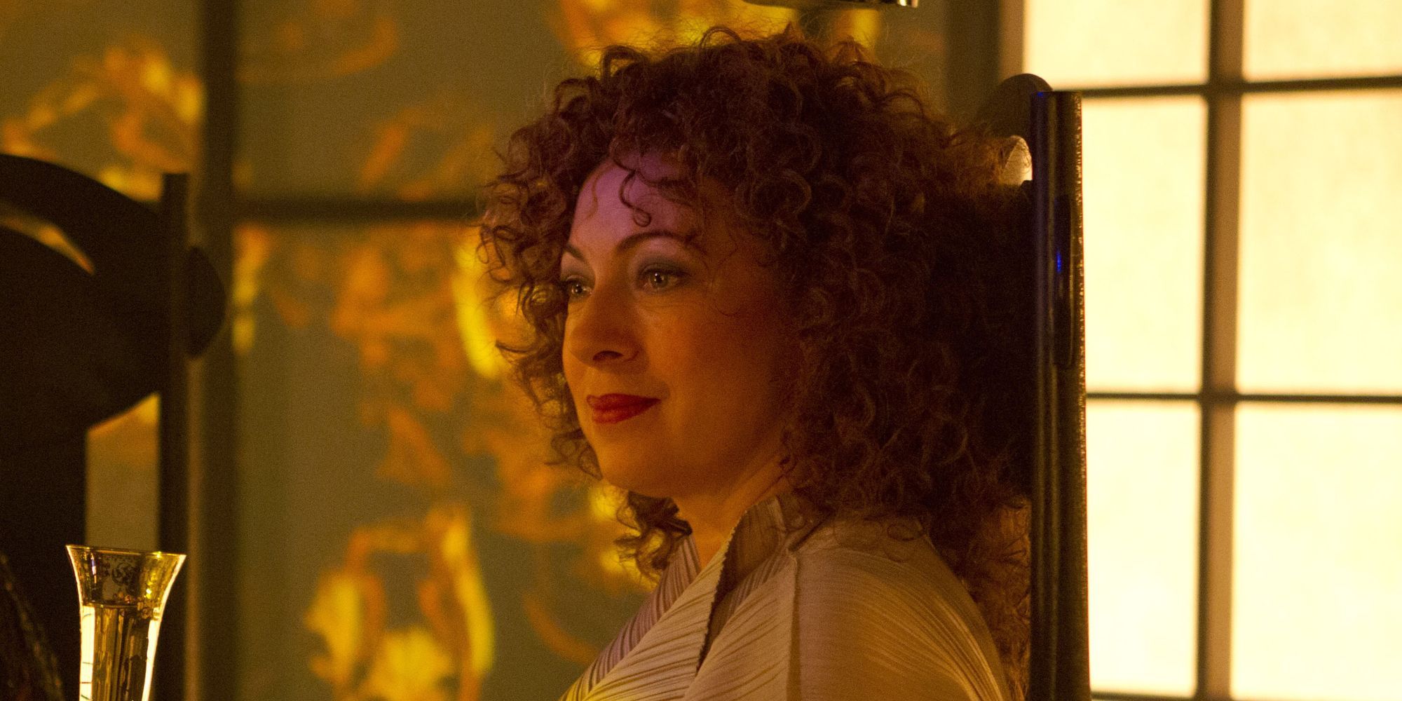“Ella podría convertirse en cualquier cosa”: el actor acompañante de Doctor Who explica cómo recuperar la muerte de River Song