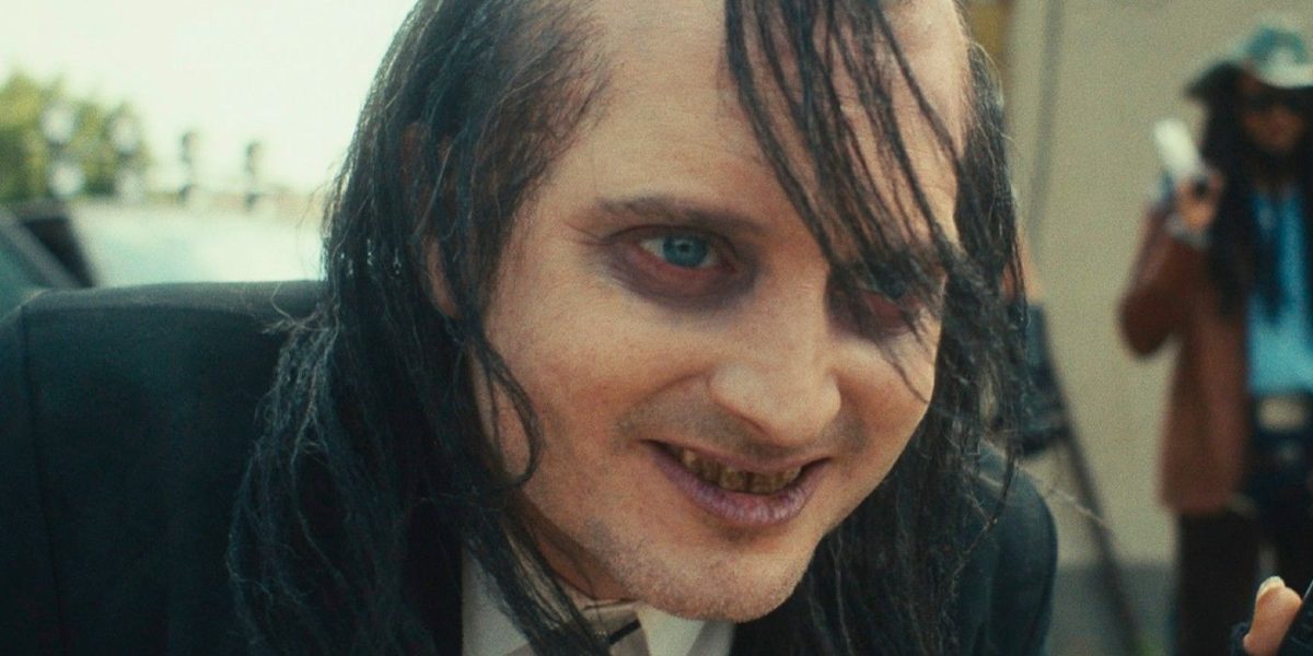 Imágenes de reinicio de Toxic Avenger: Elijah Wood está irreconocible y Peter Dinklage usa un tutú