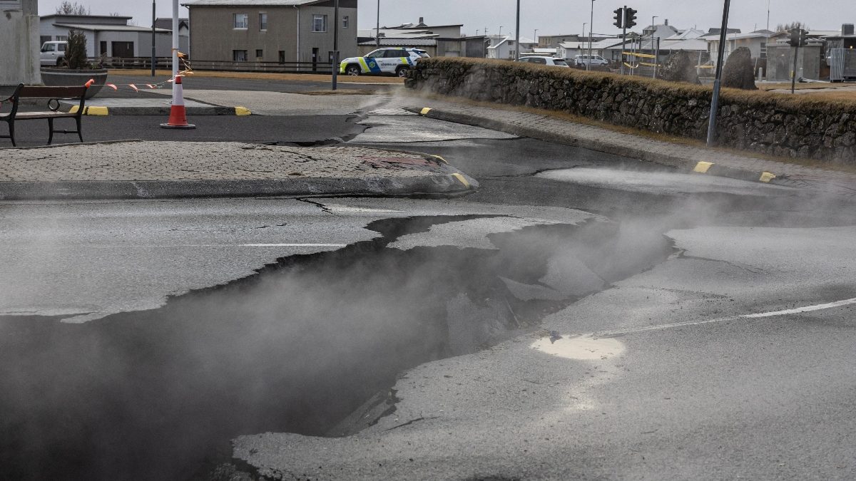 Islandia suspende estado de emergencia por actividad sísmica; no descarta erupción volcánica