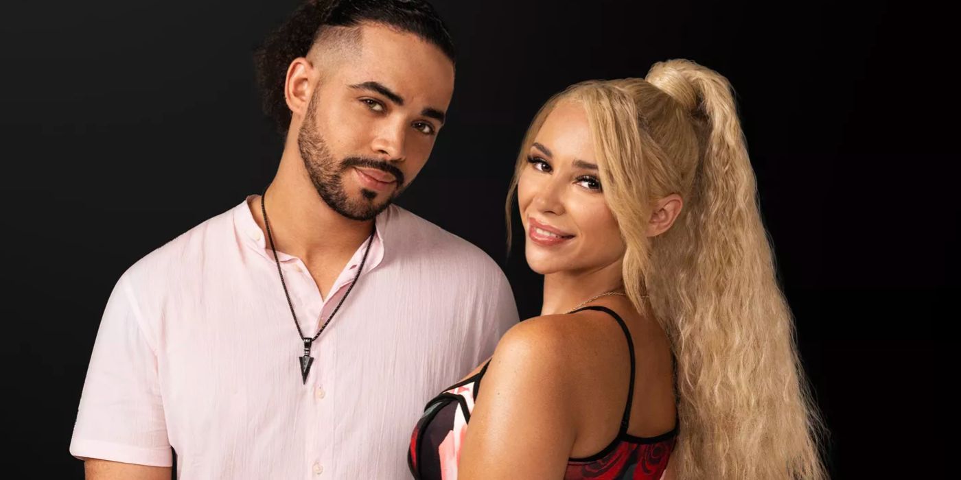 Sophie y Robert de Prometido de 90 días, sonriendo