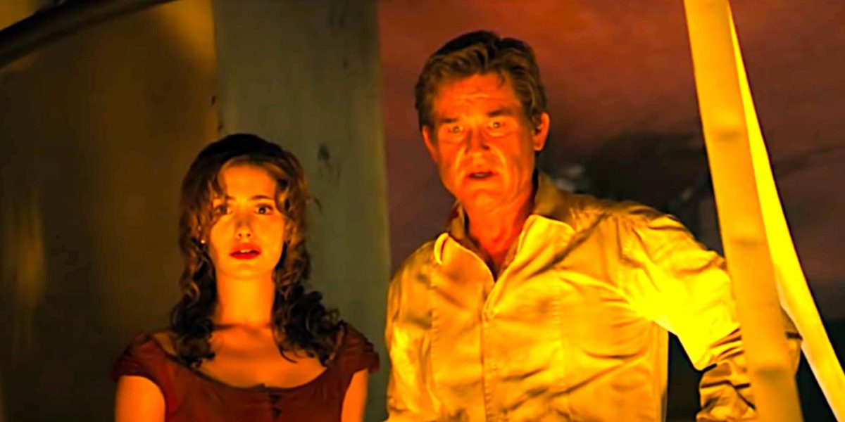 La película sobre desastres en cruceros de Kurt Russell tiene explosiones poco realistas y un pánico intensificado según el capitán