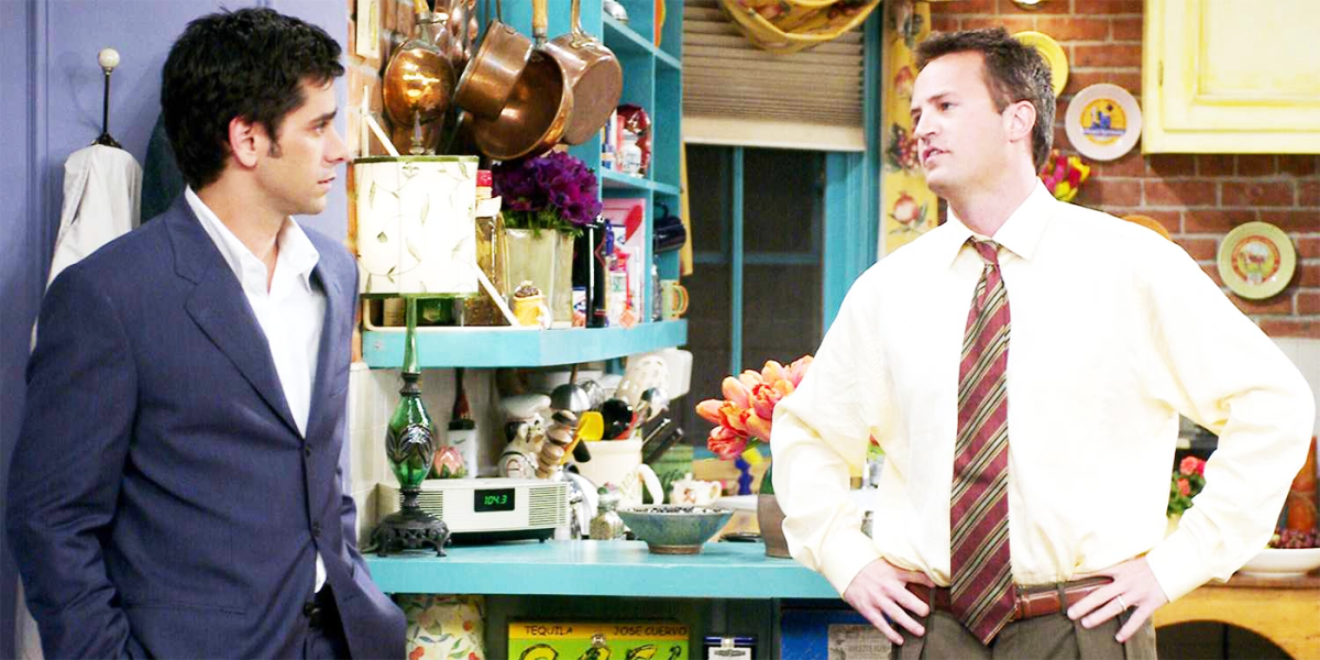 Matthew Perry ayudó a John Stamos durante un momento vergonzoso en Friends, recuerda el actor de Full House