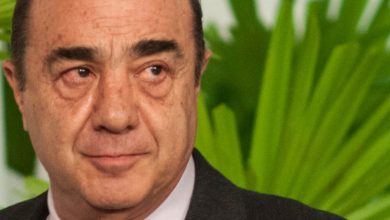 Murillo Karam obtiene prisión domiciliaria, pero seguirá tras las rejas