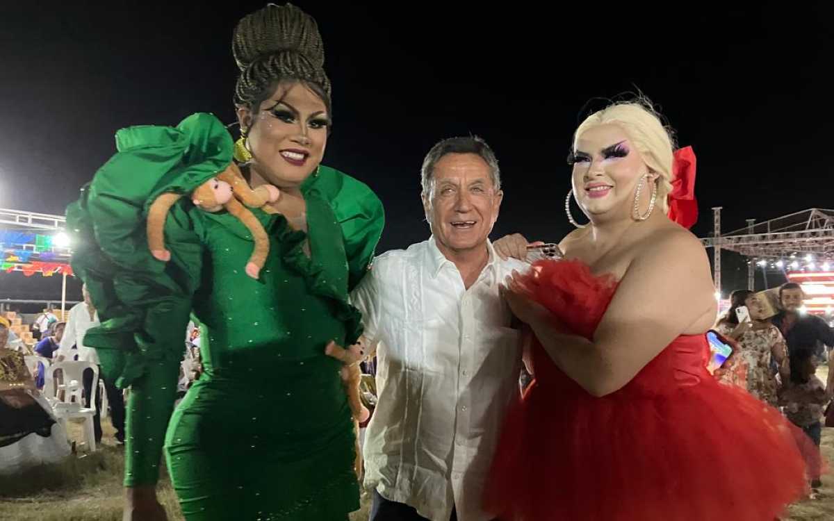 Muxes de Oaxaca celebran la vida y la diversidad en una vela anual: “Las Auténticas Intrépidas Buscadoras del Peligro”